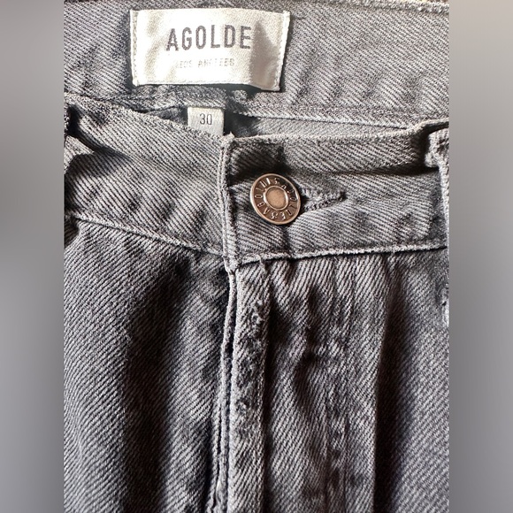AGOLDE 90s Crop Jeans in Shutter. Like new black high waisted straight jeans - Picture 9 of 16